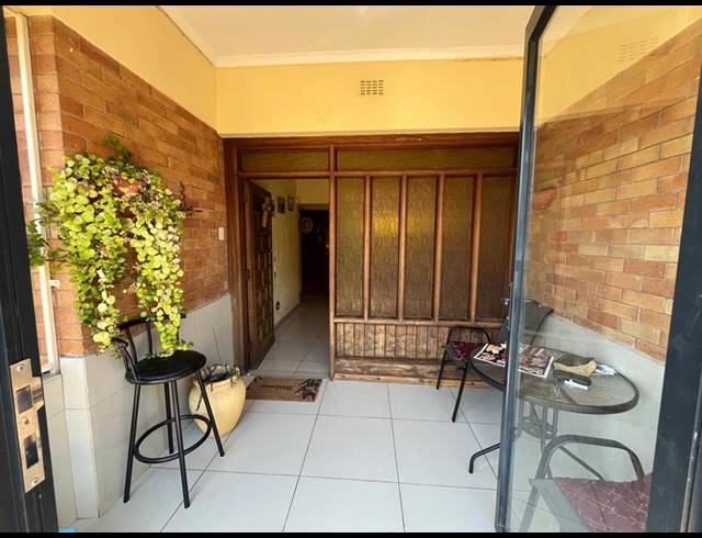 3 BEDROOM HOUSE FOR SALE IN ORANGE GROVE